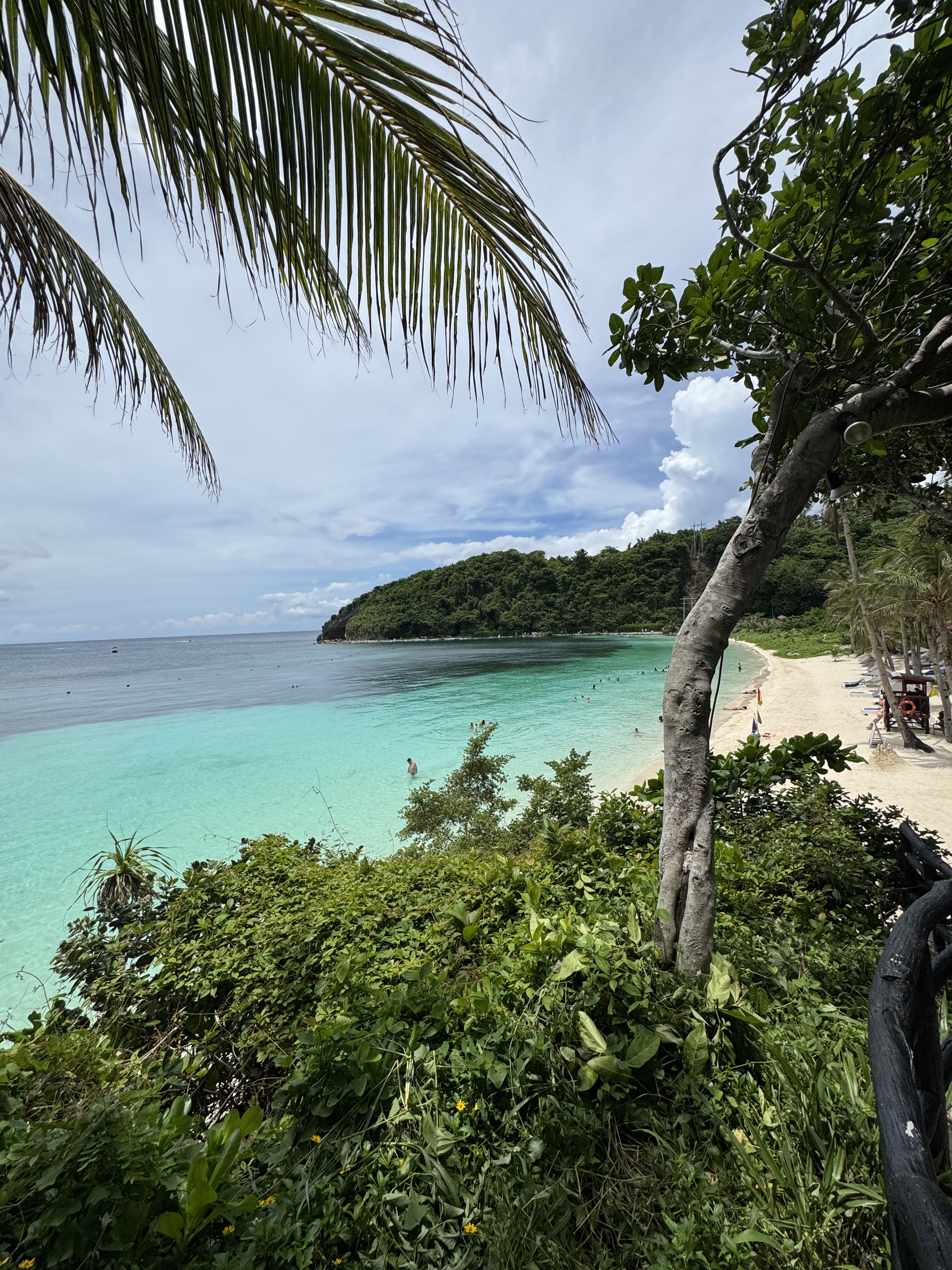 Tropischer weißer Sandstrand